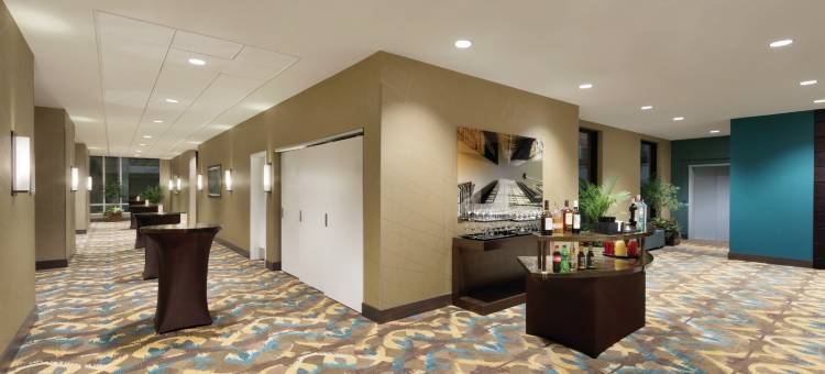 卡尔加里市中心希尔顿花园酒店(Hilton Garden Inn Calgary Downtown)图片