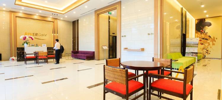 TeeUp Home - Rivergate Residence Bui Vien图片