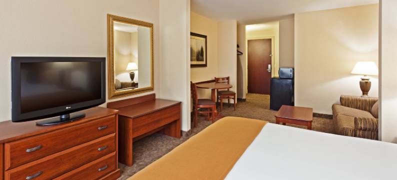 Holiday Inn Express & Suites Brevard图片