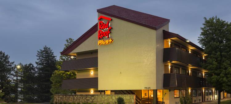 芝加哥威罗布鲁克红顶Plus酒店(Red Roof Plus+ Chicago - Willowbrook)图片