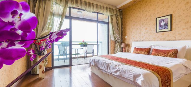 南滨路欧式全江景民宿(南滨路分店)图片