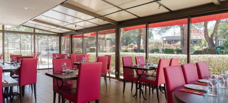 尼姆蔻丝提尔原生酒店(The Originals City Hôtel Nîmes Costières)图片