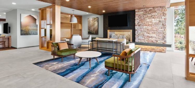 西雅图普尔斯博万枫酒店(Fairfield Inn & Suites Seattle Poulsbo)图片