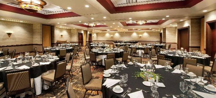 亨茨维尔希尔顿安泊水疗酒店(Embassy Suites by Hilton Huntsville)图片