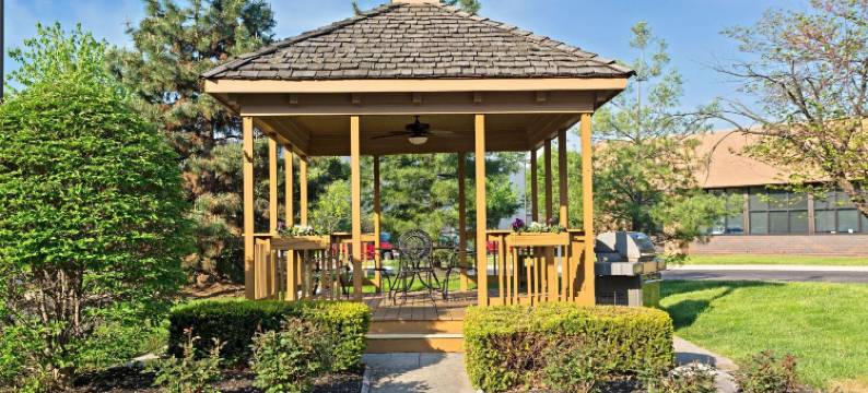 辛辛那提蓝灰镇美茵斯坦套房酒店(MainStay Suites Cincinnati Blue Ash)图片