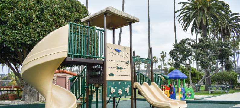 拉霍亚海滩网球俱乐部酒店(La Jolla Beach and Tennis Club)图片