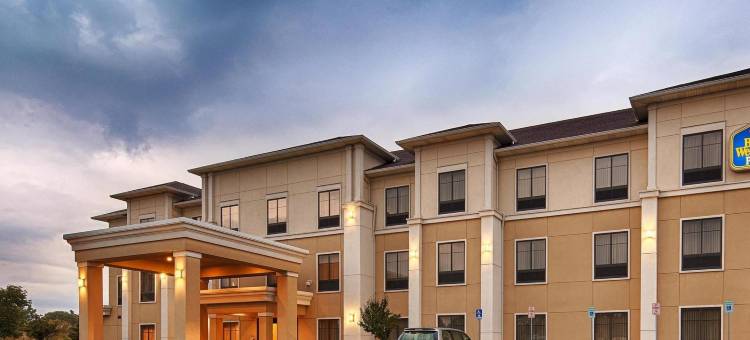 拉克万纳拉昆塔温德姆套房酒店(La Quinta Inn & Suites by Wyndham Lackawanna)图片