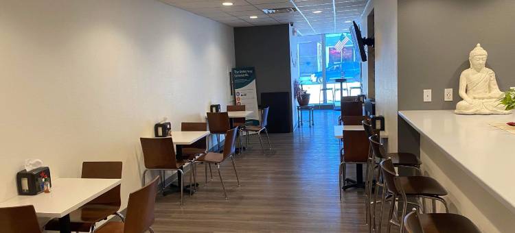 马尼托沃克戴斯酒店(Days Inn by Wyndham Manitowoc)图片