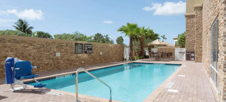 希尔顿欢朋酒店-佛罗里达州罗德岱堡波帕诺滩(Hampton Inn Ft. Lauderdale/Pompano Beach)图片