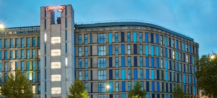 希尔顿欢朋布里斯托尔城中心酒店(Hampton by Hilton Bristol City Centre)图片
