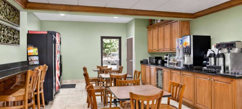 伍德斯托克/亚特兰大北麦客达温德姆酒店(Microtel Inn & Suites by Wyndham Woodstock/Atlanta North)图片