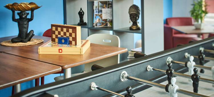 尼奥尔东-拉克莱士基里亚德酒店(Kyriad Niort Est - la Crèche)图片