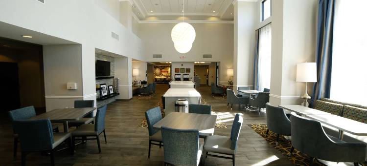 森林之城欢朋套房酒店(Hampton Inn & Suites Forest City)图片