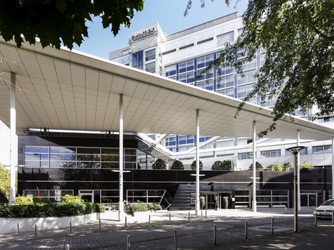 科隆会议中心铂尔曼酒店