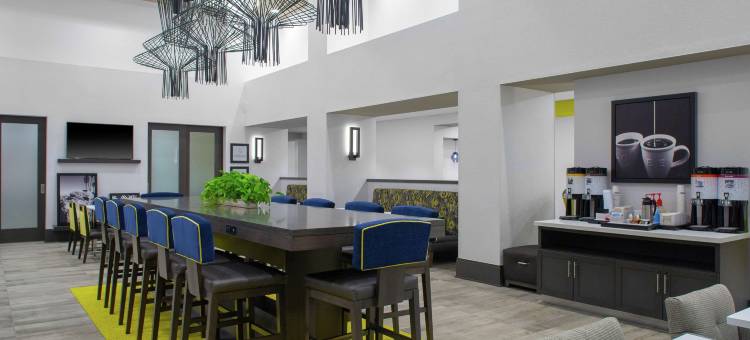 希尔顿欢朋酒店及套房-欧文橙县机场(Hampton Inn & Suites Irvine/Orange County Airport)图片