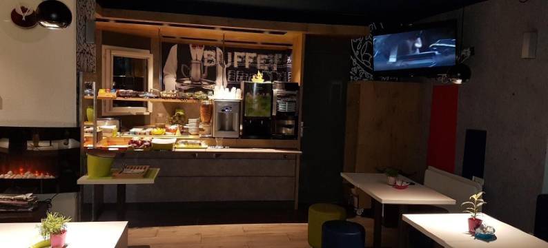 宜必思快捷里尔龙钦酒店-皮埃尔莫罗伊体育场(Ibis Budget Lille Ronchin - Stade Pierre Mauroy)图片