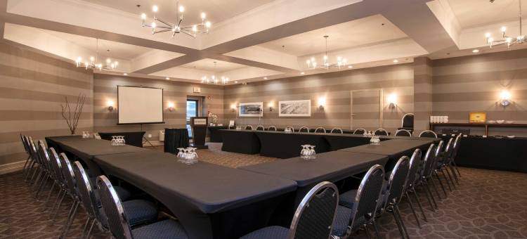 萨斯卡通桑德曼酒店(Sandman Hotel Saskatoon)图片