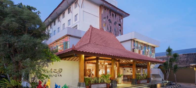 日惹布尔扎酒店(Burza Hotel Yogyakarta)图片