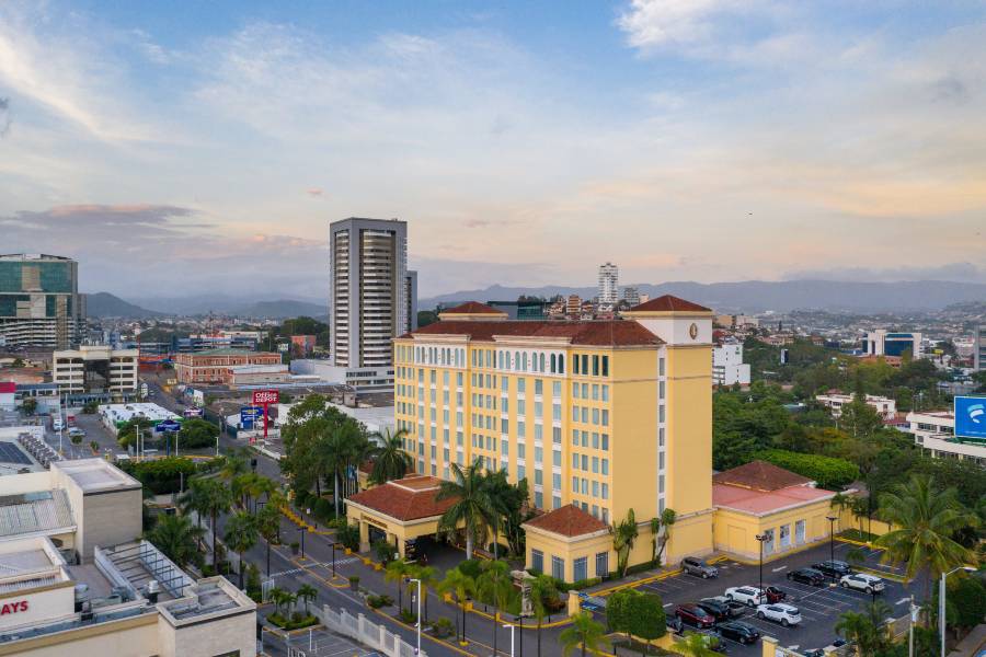 InterContinental Hotels 實特古西加爾巴