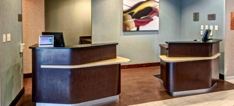 纽波特纽斯机场万怡酒店(Courtyard Newport News Airport)图片