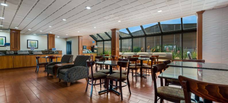 好客贝斯特韦斯特酒店(Best Western Detroit Livonia)图片