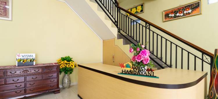 OYO Life 3003 汉达亚尼清真公寓(Wisma Handayani Syariah RedPartner Near Rsud Wonosari)图片