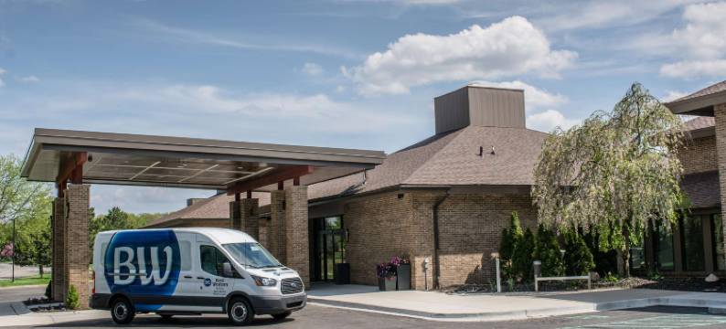 东兰辛-奥克莫斯贝斯特韦斯特套房酒店(Best Western Okemos/East Lansing Hotel  Suites)图片