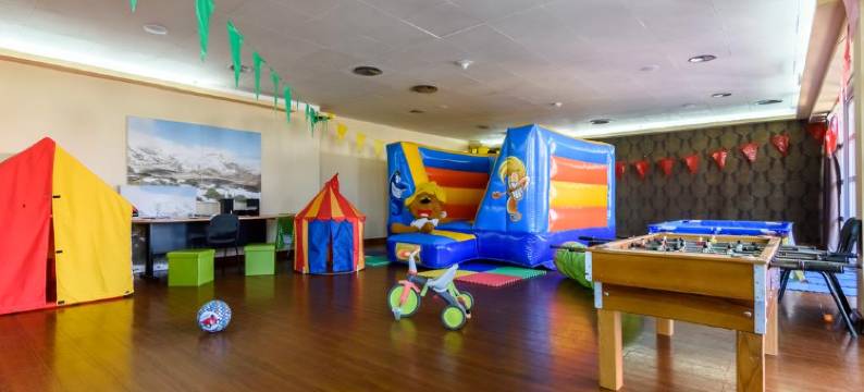 月神蒙塔纳木屋酒店(Luna Chalets da Montanha - Serra da Estrela)图片