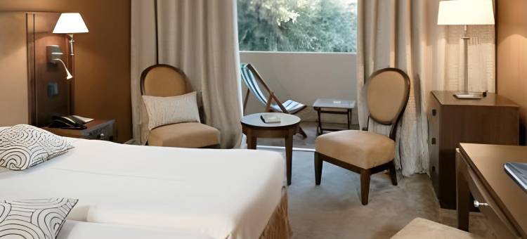 瓦勒斯科纳佳地高尔夫酒店(Golf Hôtel de Valescure & Spa Nuxe)图片