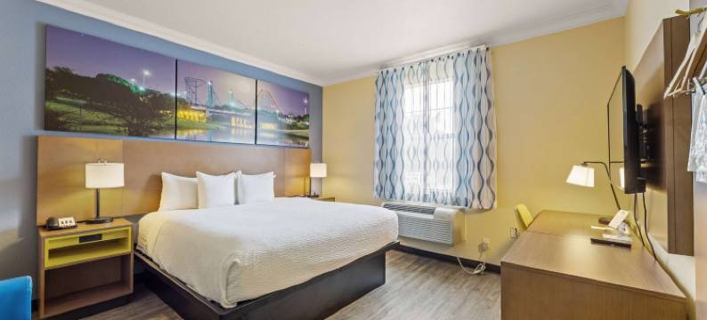 达拉斯沃斯堡机场南戴斯套房酒店(Days Inn & Suites by Wyndham Euless DFW Airport South)图片