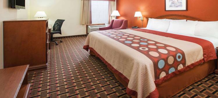 怀特霍尔速8酒店(Super 8 by Wyndham White Hall)图片