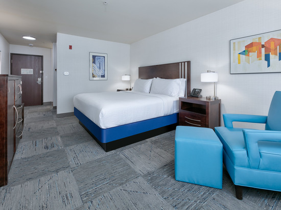 Holiday Inn Express 斯波坎瓦利