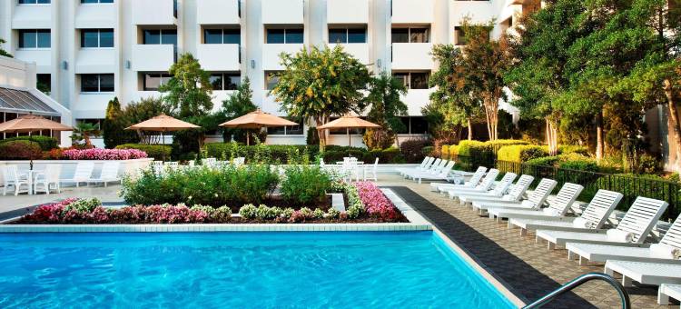 格林斯伯勒喜来登四季酒店(Sheraton Greensboro at Four Seasons)图片