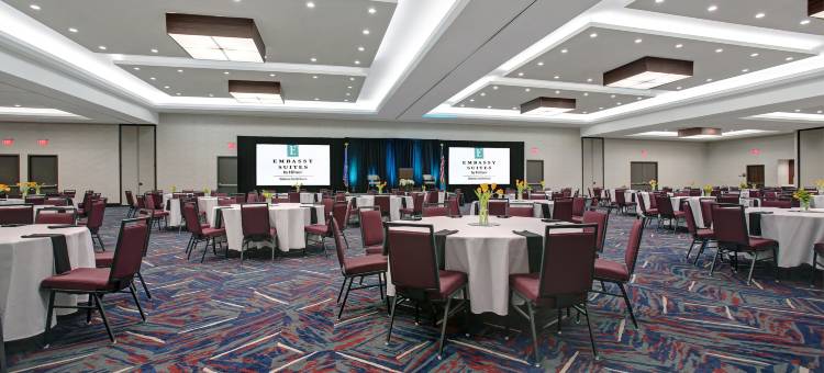 埃姆布里奇酒店集团俄克拉何马城塔楼酒店(Embassy Suites by Hilton Oklahoma City Northwest)图片