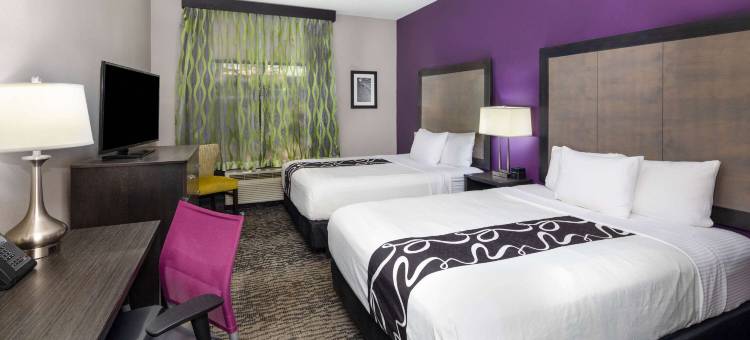 肯纳瑟拉昆塔温德姆套房酒店(La Quinta Inn & Suites by Wyndham Kennesaw)图片