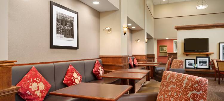 威廉斯堡中心欢朋套房酒店(Hampton Inn & Suites Williamsburg-Central)图片