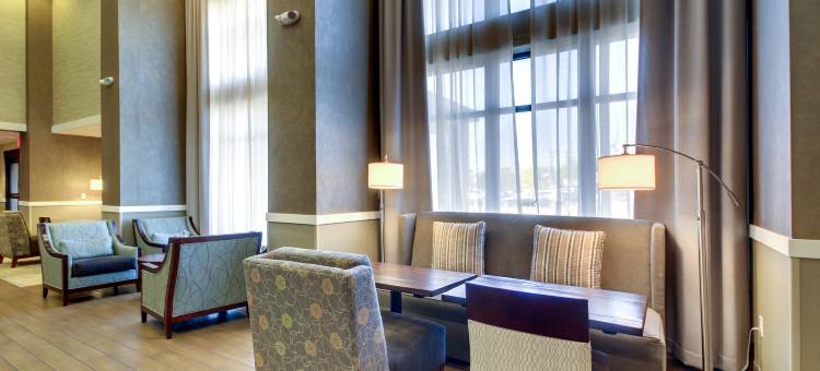 希尔顿欢朋套房酒店-密尔沃基西(Hampton Inn & Suites Milwaukee West)图片