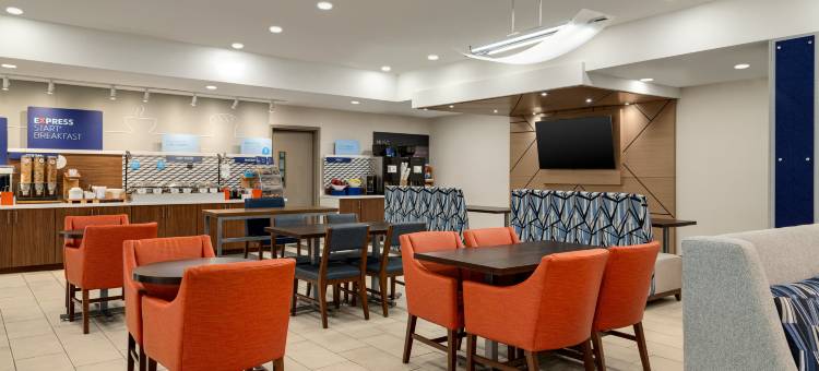 智选假日套房酒店福里斯特城(Holiday Inn Express & Suites FORREST CITY by IHG)图片