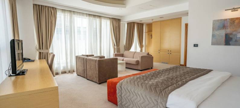 加尔尼中心酒店(Garni Hotel Centar)图片