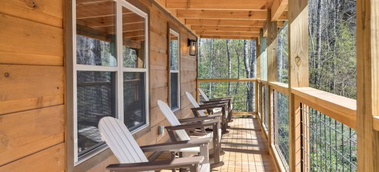 山坡藏身处3卧室小木屋由RedAwning提供(Hillside Hideaway 3 Bedroom Cabin by RedAwning)图片