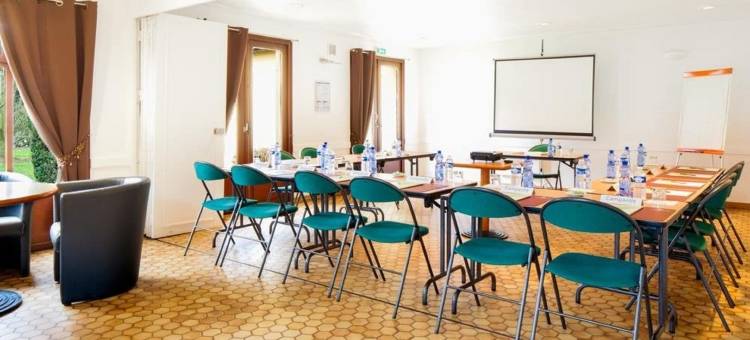 伦斯舒适酒店 - 诺耶尔格古尔特(Comfort Hotel Lens - Noyelles Godault)图片