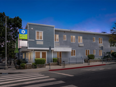 圣莫尼卡贝斯特韦斯特SureStay酒店