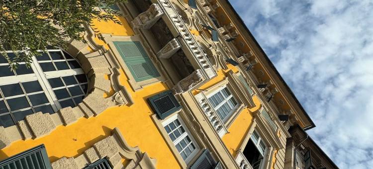 杜拉佐宫套房(Hotel Palazzo Durazzo Suites)图片