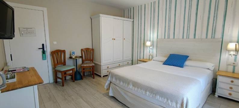 罗戴伊拉马尔 2A 酒店(Rodeiramar 2A)图片