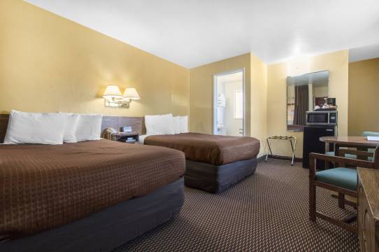 尤里卡镇汽车旅馆 - 历史老城(Eureka Town House Motel - Historic Old Town)