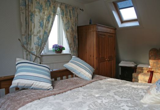 Avon Lodge Hotel Overview