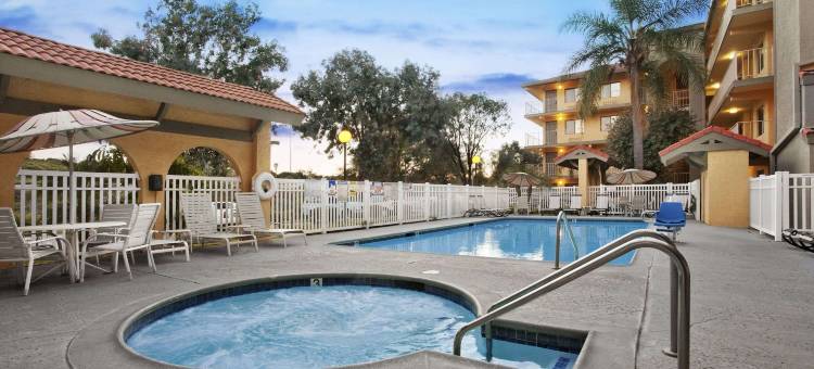 阿纳海姆普安那公园温德姆戴斯酒店(Days Inn by Wyndham Buena Park Anaheim)图片