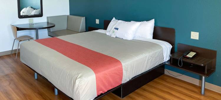 密苏里卡梅伦 6 号汽车旅馆(Motel 6 Cameron, MO)图片