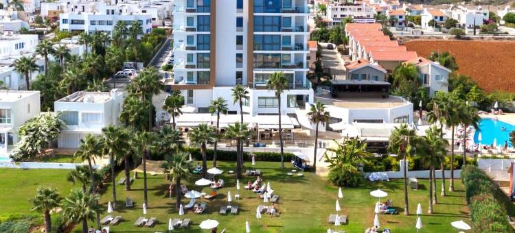 莱昂纳多水晶湾成人酒店(Leonardo Crystal Cove Hotel & Spa – Adults Only)图片