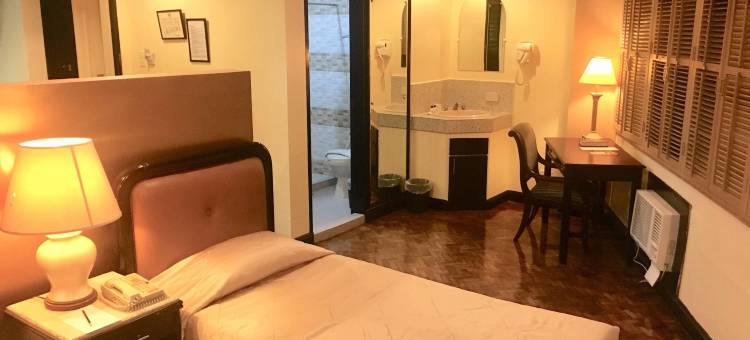 马卡蒂卢尔德家庭套房-由可可特尔管理(Lourdes Family Suites Makati powered by Cocotel)图片